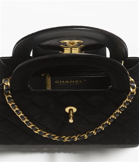 chanel mini kwastenset|Mini shopping bag, Velvet & gold.